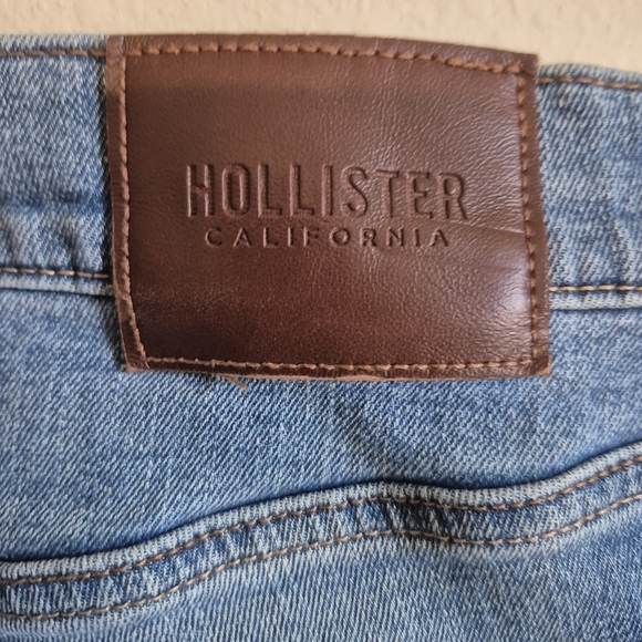Hollister Athletic Skinny Blue Jeans - Picture 4 of 5